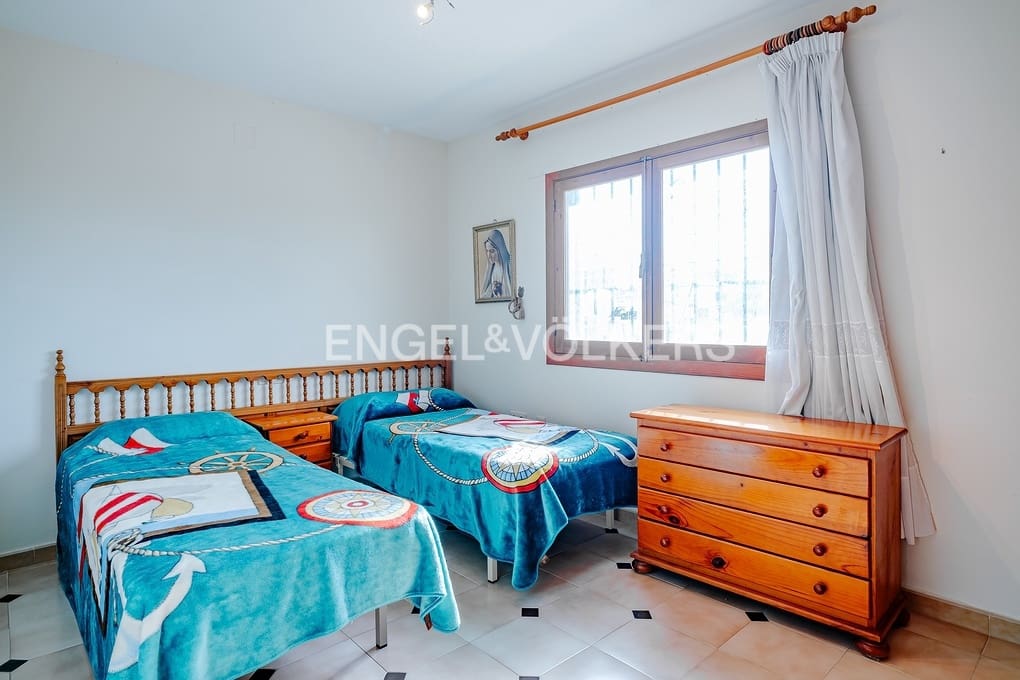 4 soveværelse Villa til salg i Calpe / Calp med swimmingpool garage - € 550.000 (Ref: 8647450)