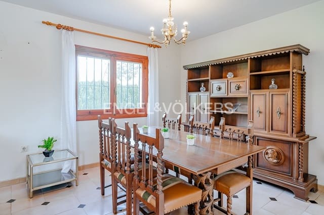 4 soveværelse Villa til salg i Calpe / Calp med swimmingpool garage - € 550.000 (Ref: 8647450)