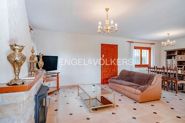 4 soveværelse Villa til salg i Calpe / Calp med swimmingpool garage - € 550.000 (Ref: 8647450)