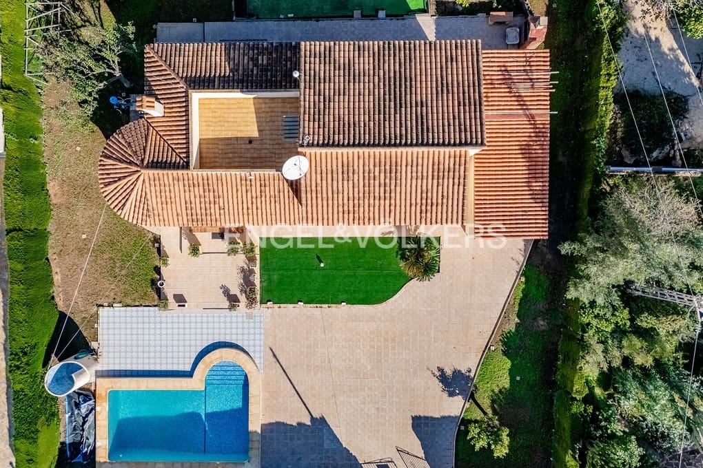 4 soveværelse Villa til salg i Calpe / Calp med swimmingpool garage - € 550.000 (Ref: 8647450)