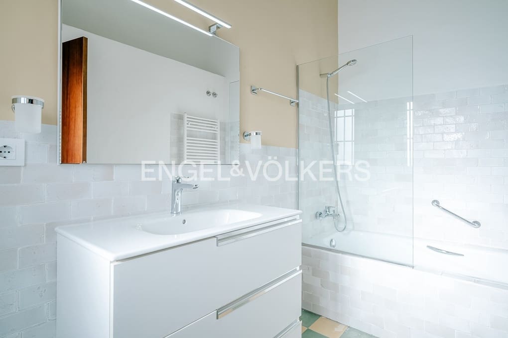 6 soveværelse Finca/Landehus til salg i Moraira med swimmingpool garage - € 1.595.000 (Ref: 8736586)