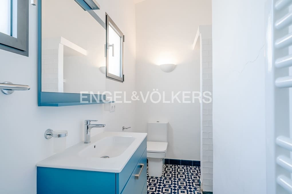 6 soveværelse Finca/Landehus til salg i Moraira med swimmingpool garage - € 1.595.000 (Ref: 8736586)