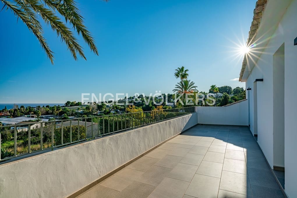6 soveværelse Finca/Landehus til salg i Moraira med swimmingpool garage - € 1.595.000 (Ref: 8736586)