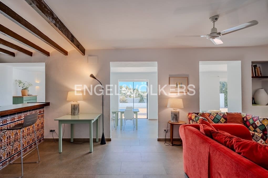 6 bedroom Finca/Country House for sale in Moraira with pool garage - € 1,350,000 (Ref: 8736586)