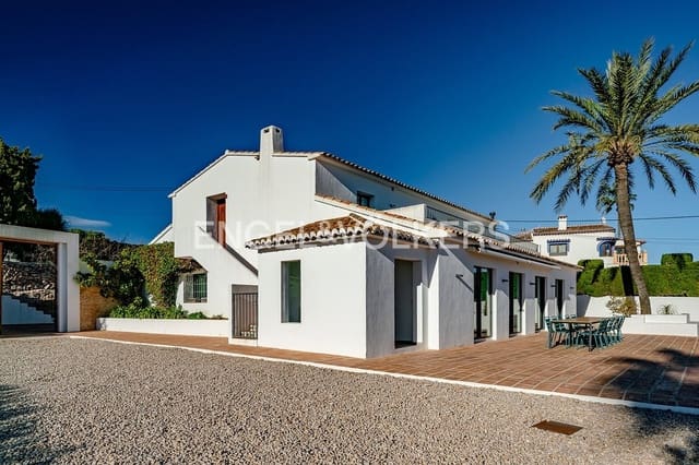 6 quarto Quinta/Casa Rural para venda em El Portet - Pla de Mar, Teulada-Moraira com piscina garagem - 1 350 000 € (Ref: 8736586)