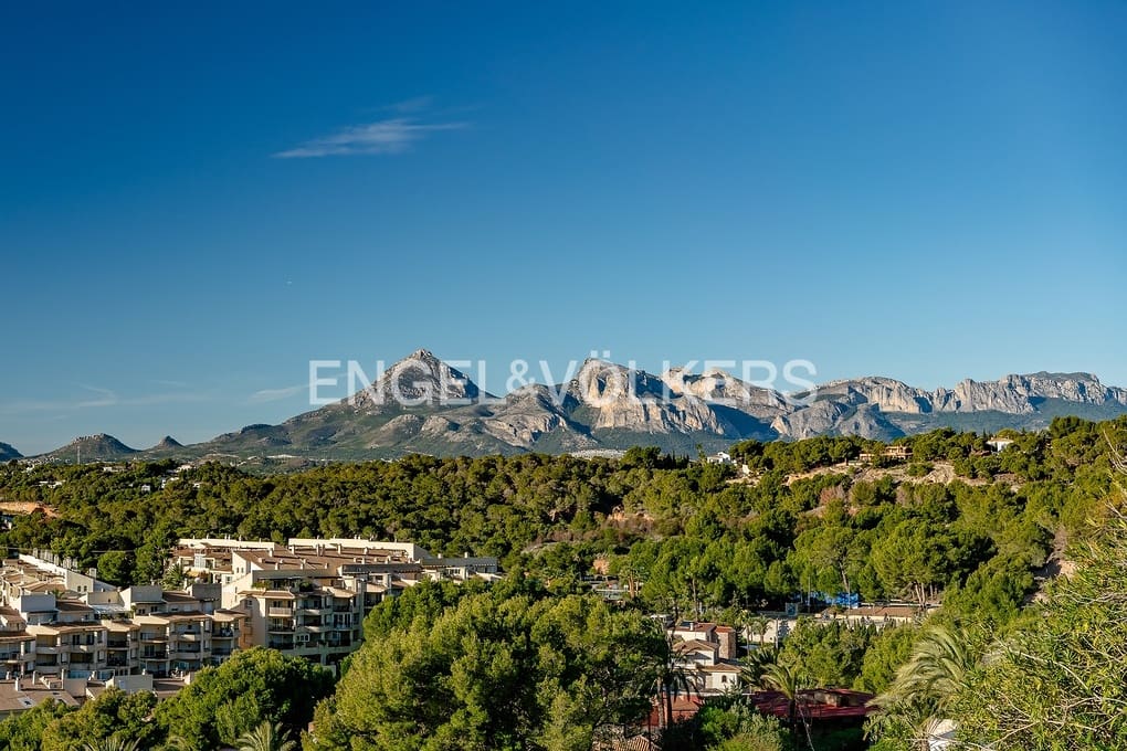 Teren niezagospodarowany na sprzedaż w Altea - 3 500 000 € (Ref: 8738594)