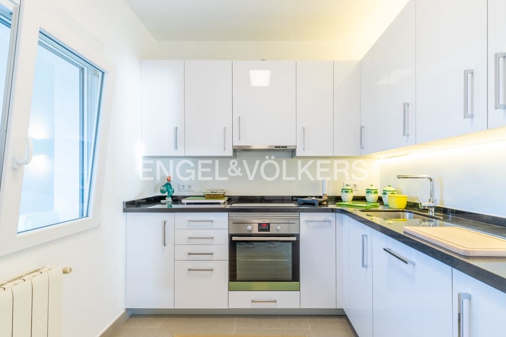 5 slaapkamer Villa te koop in Cumbre del Sol met zwembad garage - € 1.490.000 (Ref: 8745841)