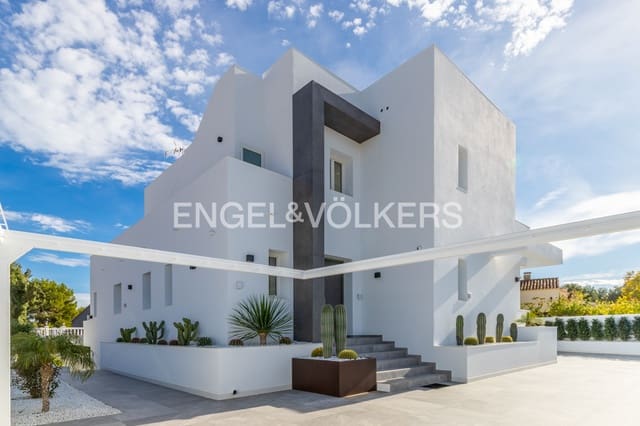 3 soverom Villa til salgs i Moraira, Teulada-Moraira med svømmebasseng garasje - € 2 400 000 (Ref: 8774827)