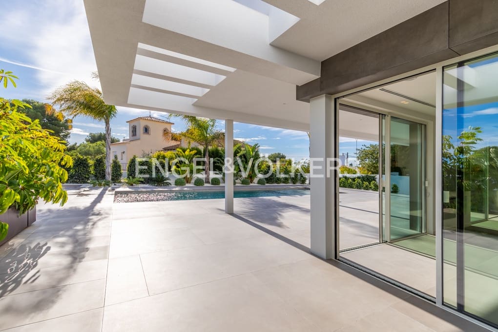 3 soverom Villa til salgs i Moraira med svømmebasseng garasje - € 2 400 000 (Ref: 8774827)
