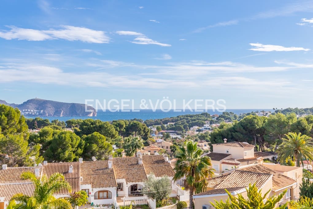 3 soverom Villa til salgs i Moraira med svømmebasseng garasje - € 2 400 000 (Ref: 8774827)