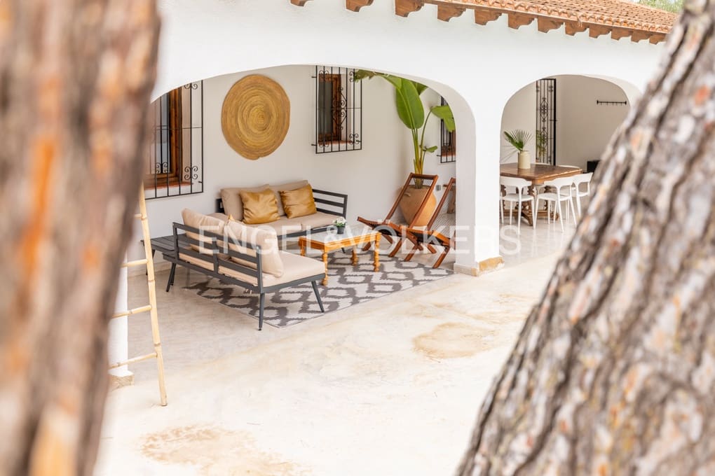 3 slaapkamer Villa te koop in Moraira met zwembad garage - € 963.000 (Ref: 8803867)