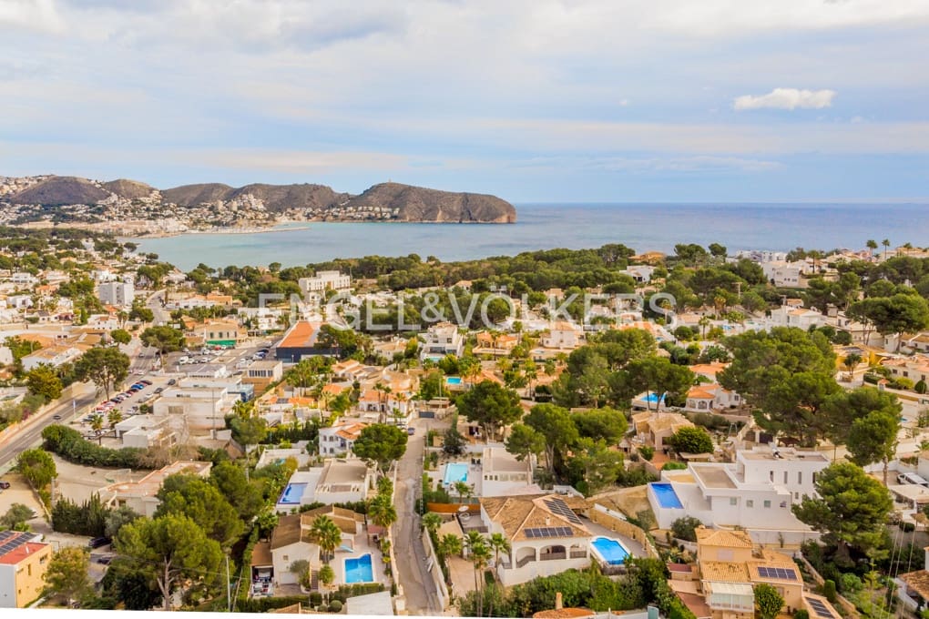 3 slaapkamer Villa te koop in Moraira met zwembad garage - € 963.000 (Ref: 8803867)