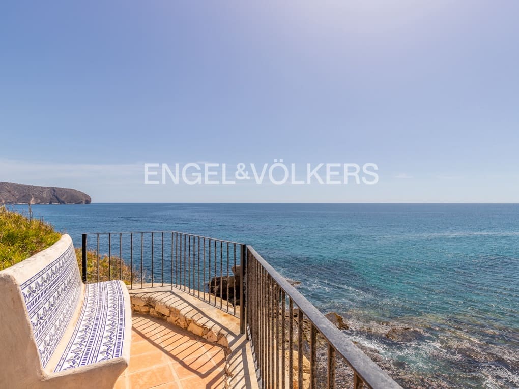 5 soverom Villa til salgs i Moraira med svømmebasseng garasje - € 3 497 000 (Ref: 8829997)