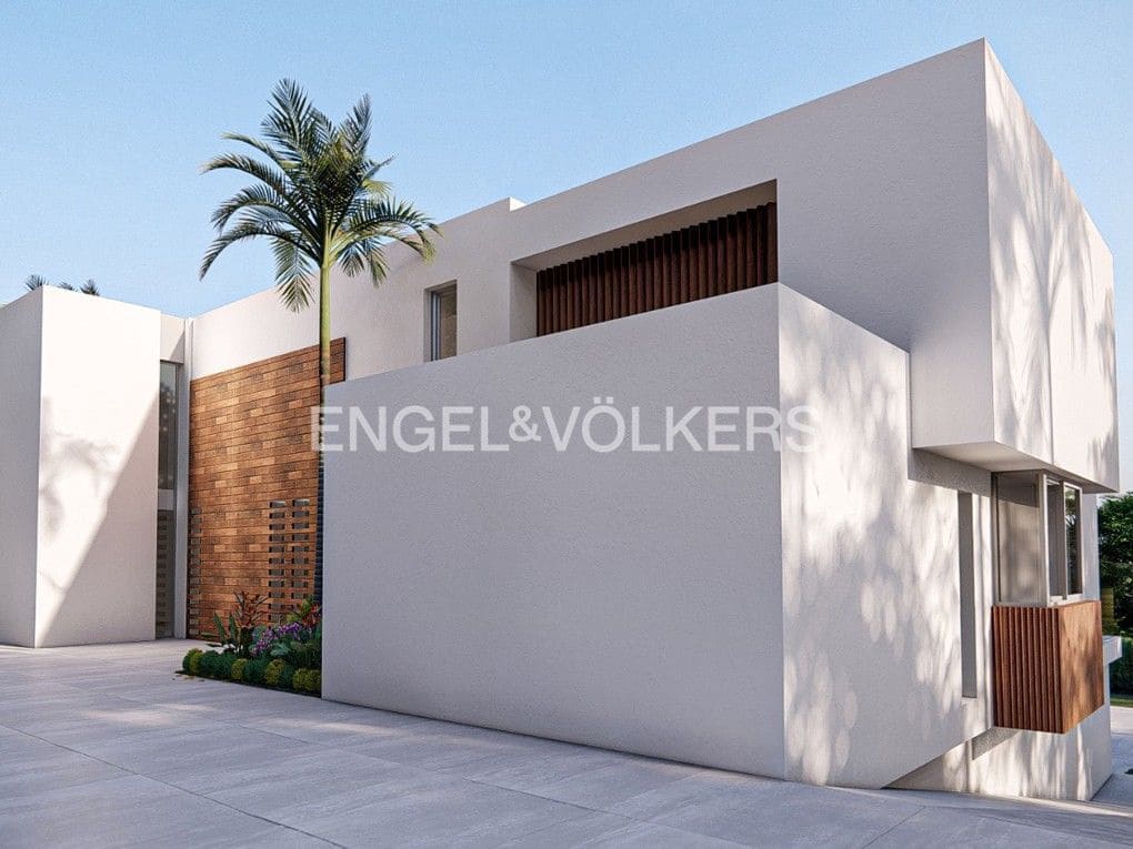 4 bedroom Villa for sale in Altea with pool garage - € 2,690,000 (Ref: 8839882)