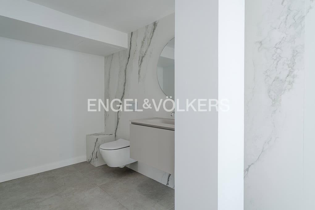 4 bedroom Villa for sale in Altea with pool garage - € 2,690,000 (Ref: 8839882)