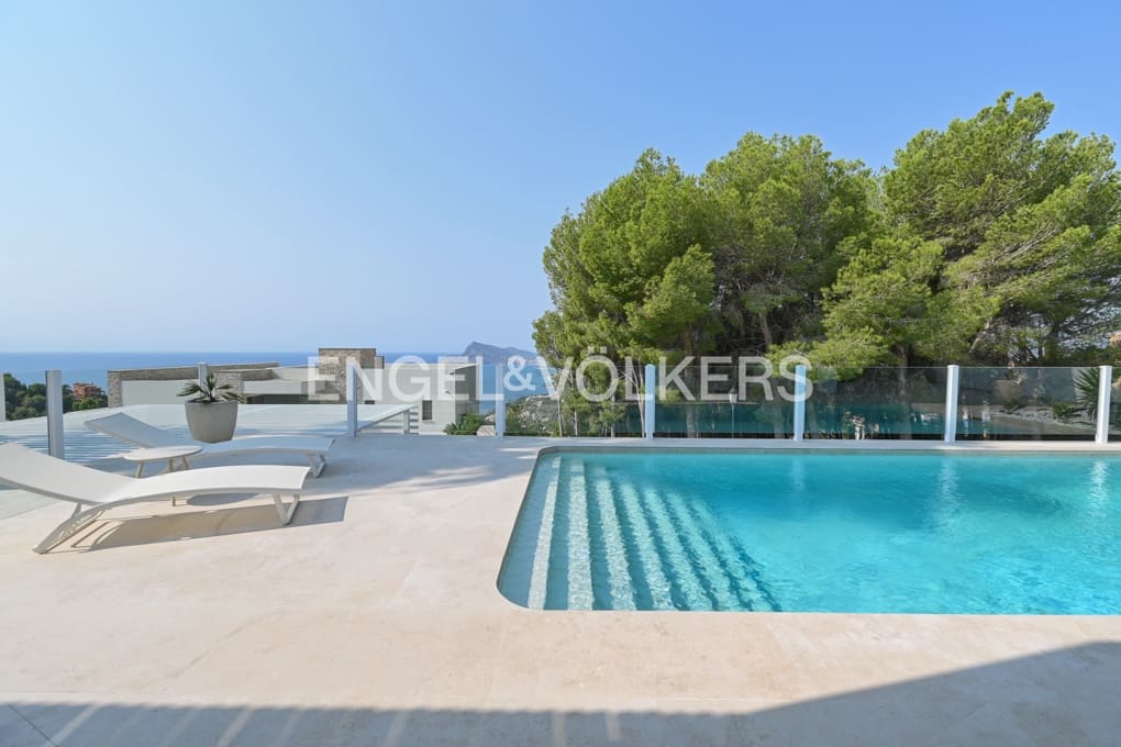 Chalet de 3 habitaciones en Altea en venta con piscina garaje - 1.650.000 € (Ref: 8840151)