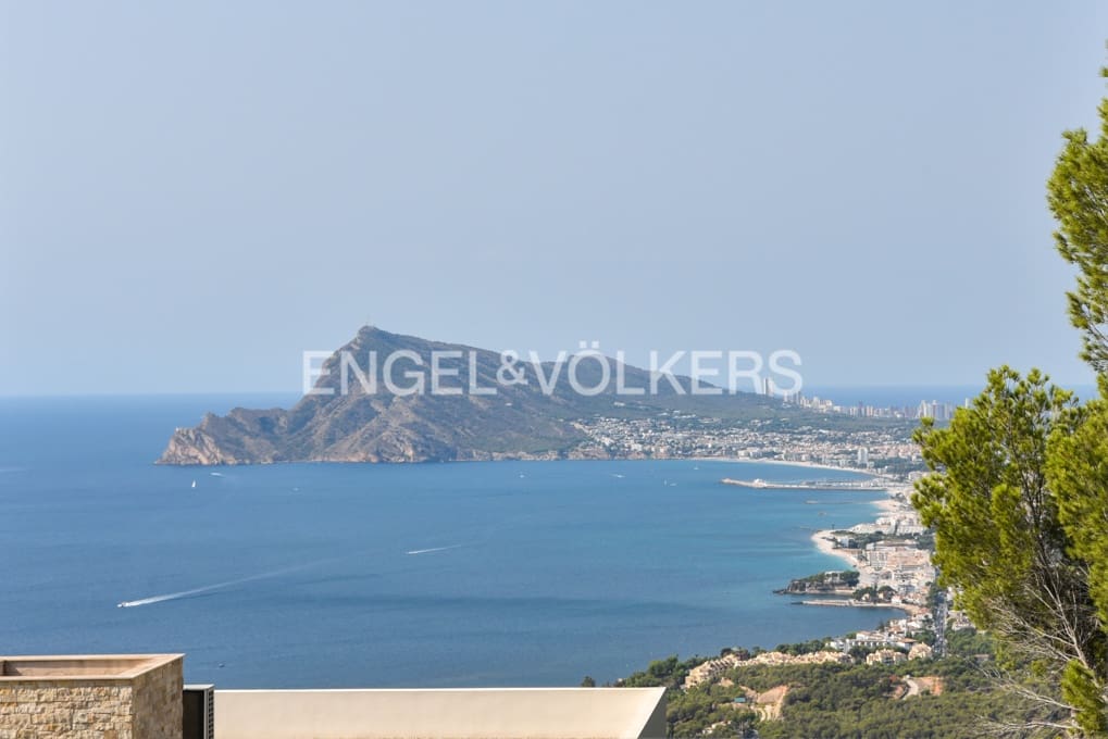 Chalet de 3 habitaciones en Altea en venta con piscina garaje - 1.650.000 € (Ref: 8840151)