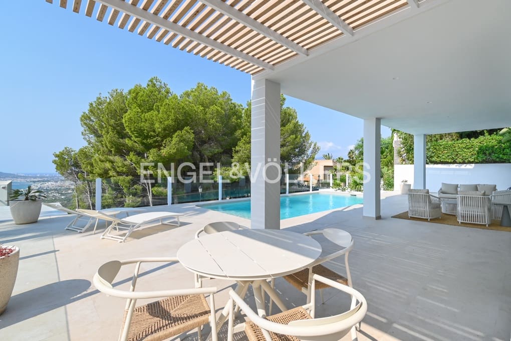 Chalet de 3 habitaciones en Altea en venta con piscina garaje - 1.650.000 € (Ref: 8840151)
