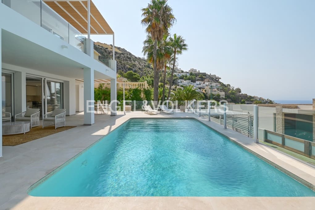 Chalet de 3 habitaciones en Altea en venta con piscina garaje - 1.650.000 € (Ref: 8840151)