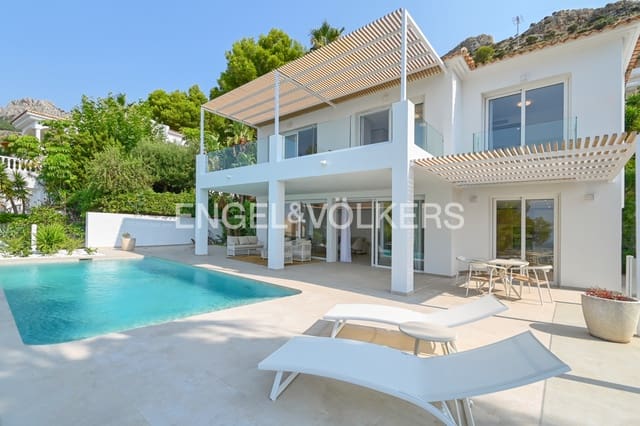 Chalet de 3 habitaciones en Altea en venta con piscina garaje - 1.650.000 € (Ref: 8840151)