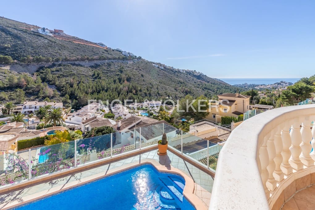 3 bedroom Villa for sale in Benitachell / Benitatxell with pool garage - € 449,000 (Ref: 8878633)