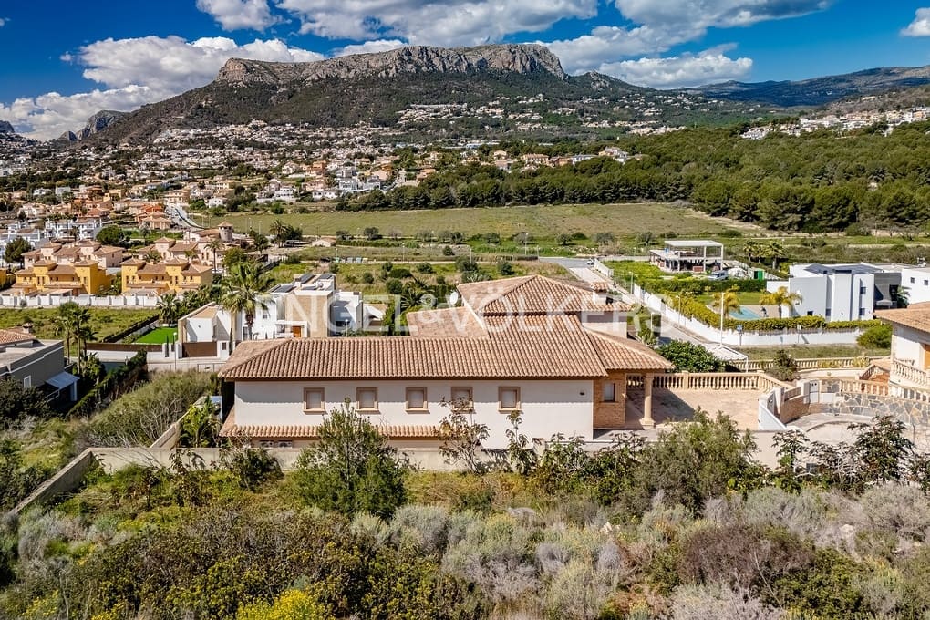 Grunde uden byggetilladelser til salg i Calpe / Calp - € 245.000 (Ref: 8917164)