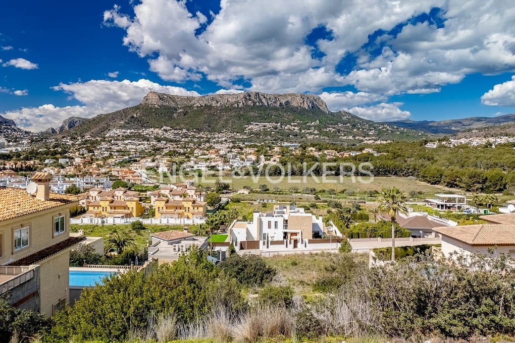 Grunde uden byggetilladelser til salg i Calpe / Calp - € 285.000 (Ref: 8917165)