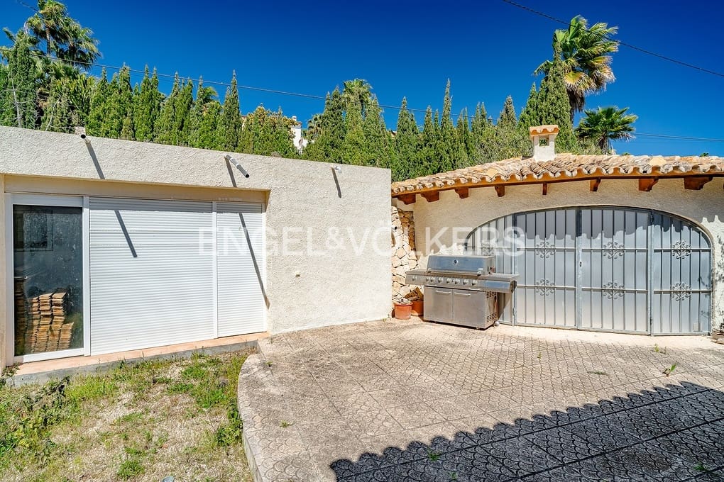4 Zimmer Villa zu verkaufen in Calpe / Calp mit Pool Garage - 4.950.000 € (Ref: 8917319)