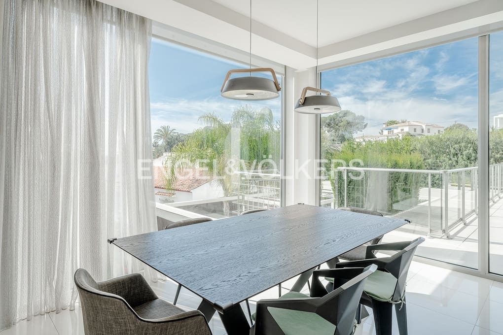 5 sovrum Villa till salu i Calpe / Calp med pool garage - 1 980 000 € (Ref: 8947558)