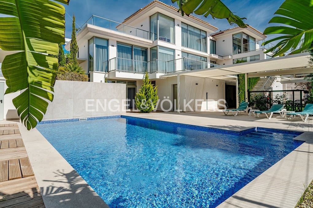 5 soverom Villa til salgs i Calpe / Calp med svømmebasseng garasje - € 1 980 000 (Ref: 8947558)