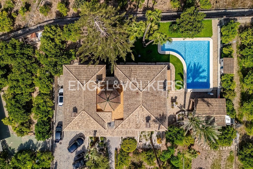 5 sovrum Villa till salu i Altea med pool garage - 1 990 000 € (Ref: 8981255)