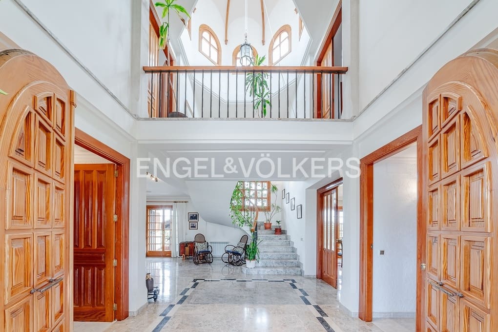 5 sovrum Villa till salu i Altea med pool garage - 1 990 000 € (Ref: 8981255)