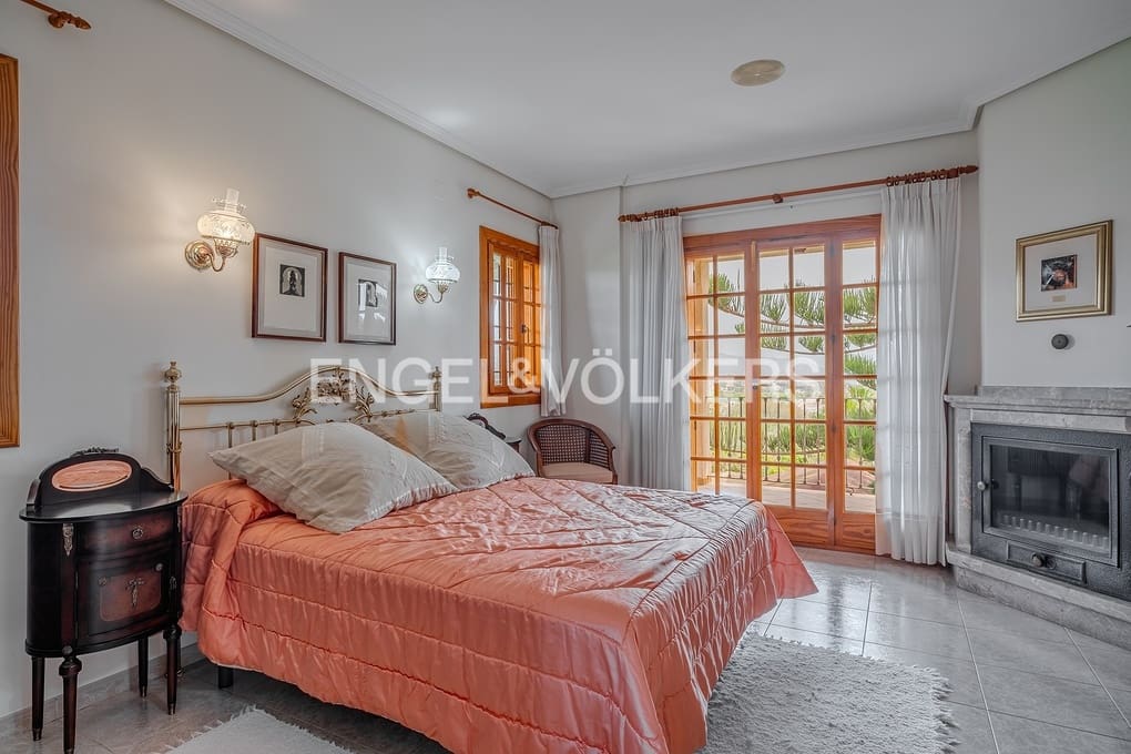 5 sovrum Villa till salu i Altea med pool garage - 1 990 000 € (Ref: 8981255)