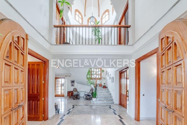 5 sovrum Villa till salu i Altea med pool garage - 1 990 000 € (Ref: 8981255)