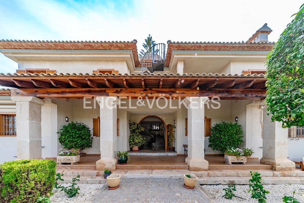 5 sovrum Villa till salu i Altea med pool garage - 1 990 000 € (Ref: 8981255)