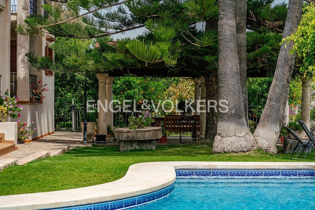 5 sovrum Villa till salu i Altea med pool garage - 1 990 000 € (Ref: 8981255)