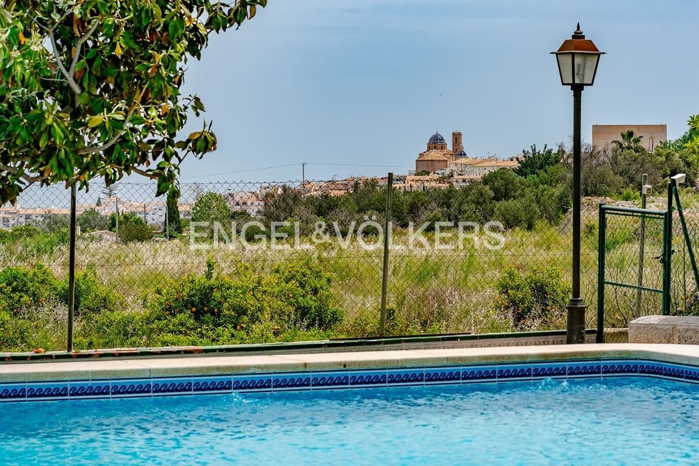 5 sovrum Villa till salu i Altea med pool garage - 1 990 000 € (Ref: 8981255)