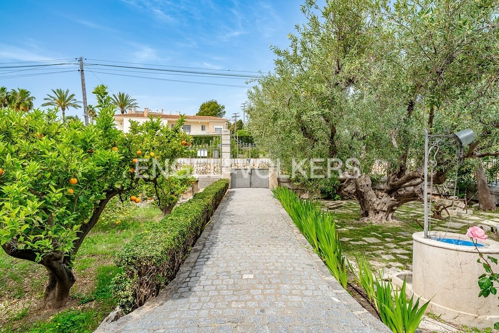 5 sovrum Villa till salu i Altea med pool garage - 1 990 000 € (Ref: 8981255)