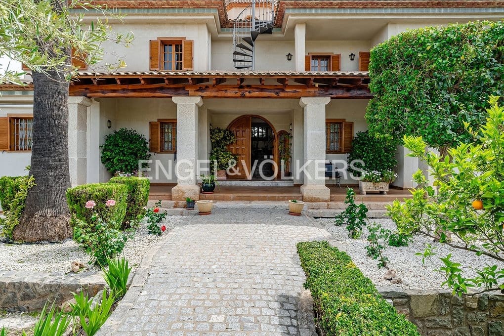 5 sypialnia Willa na sprzedaż w Altea z basenem garażem - 1 990 000 € (Ref: 8981255)