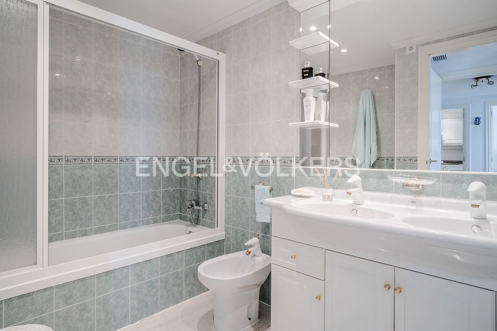 2 sovrum Lägenhet till salu i Calpe / Calp med pool garage - 775 000 € (Ref: 9029055)