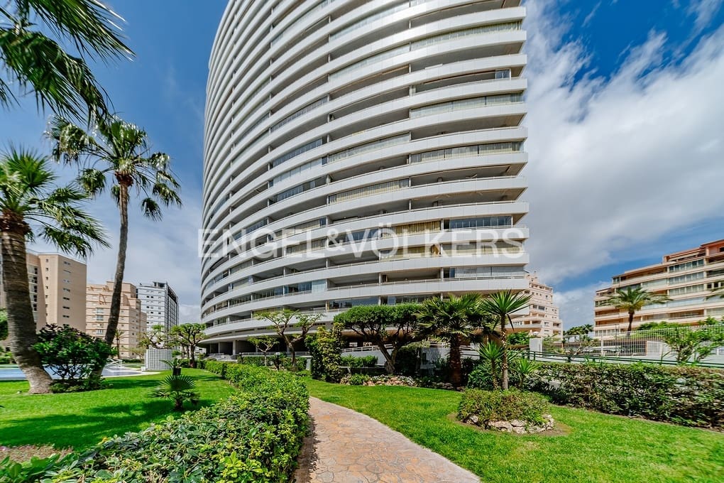 2 sovrum Lägenhet till salu i Calpe / Calp med pool garage - 775 000 € (Ref: 9029055)