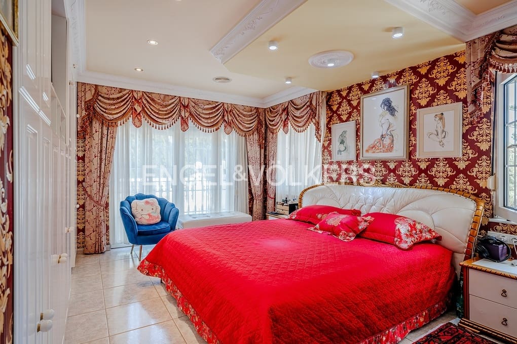 5 makuuhuone Huvila myytävänä paikassa Calpe / Calp mukana uima-altaan 
autotalli - 895 000 € (Ref: 9030543)