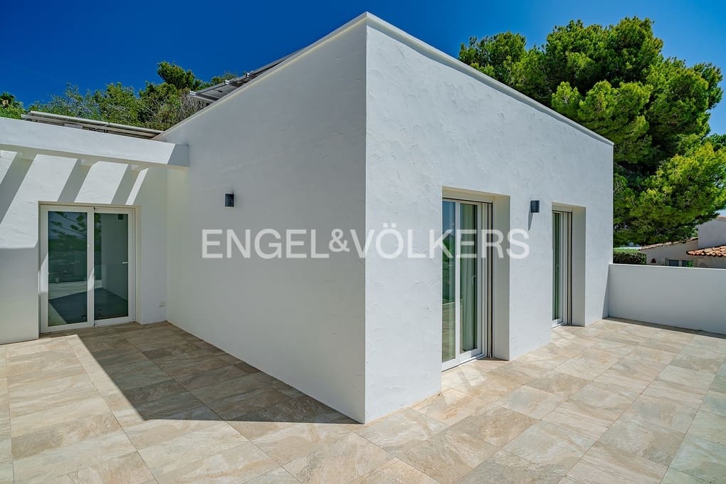 3 soveværelse Villa til salg i Moraira med swimmingpool garage - € 1.430.000 (Ref: 9051720)