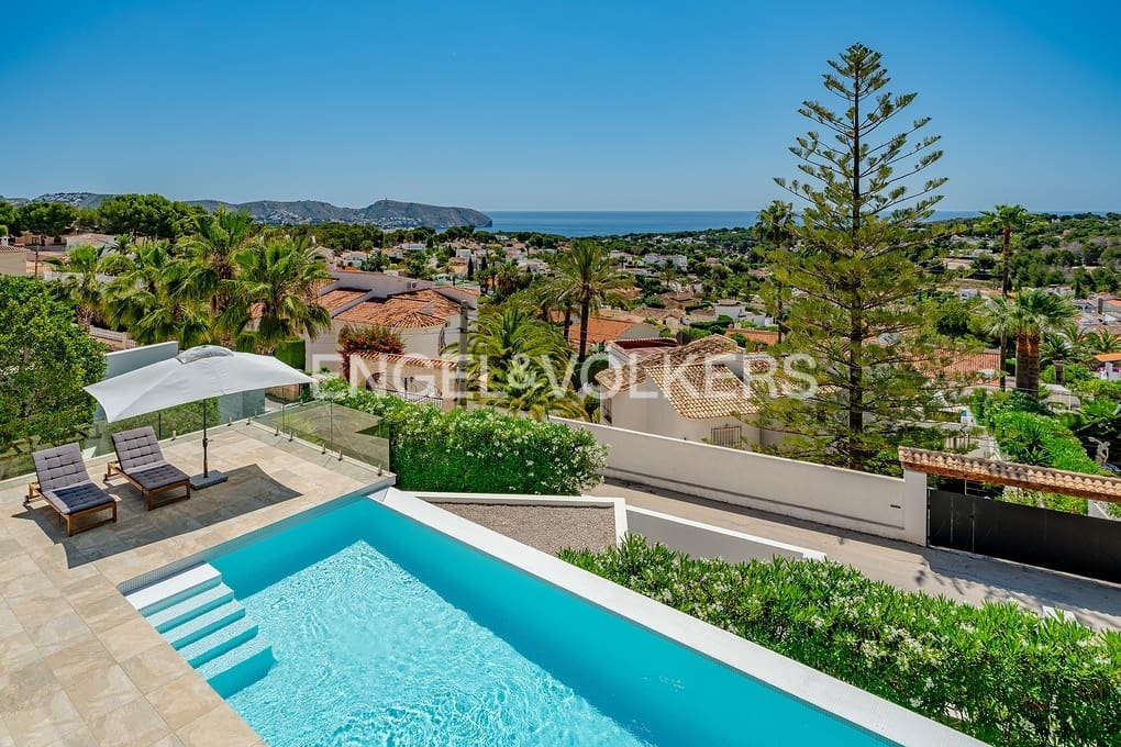 3 soveværelse Villa til salg i Moraira med swimmingpool garage - € 1.430.000 (Ref: 9051720)