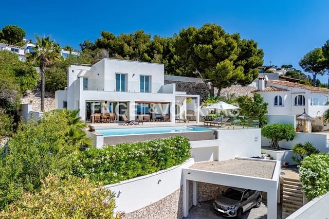 3 soverom Villa til salgs i Moraira, Teulada-Moraira med svømmebasseng garasje - € 1 430 000 (Ref: 9051720)
