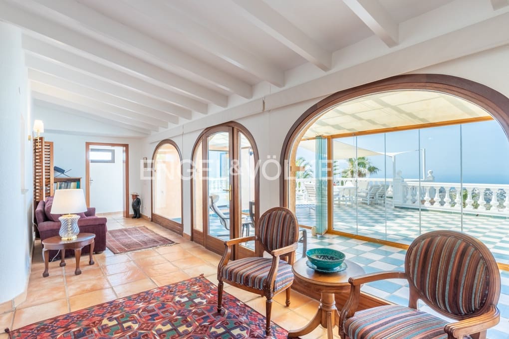 4 soveværelse Villa til salg i Cumbre del Sol med swimmingpool garage - € 2.497.000 (Ref: 9061872)