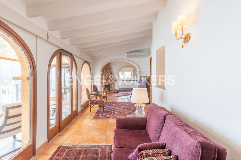 4 soveværelse Villa til salg i Cumbre del Sol med swimmingpool garage - € 2.497.000 (Ref: 9061872)