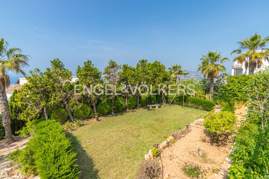 4 soveværelse Villa til salg i Cumbre del Sol med swimmingpool garage - € 2.497.000 (Ref: 9061872)