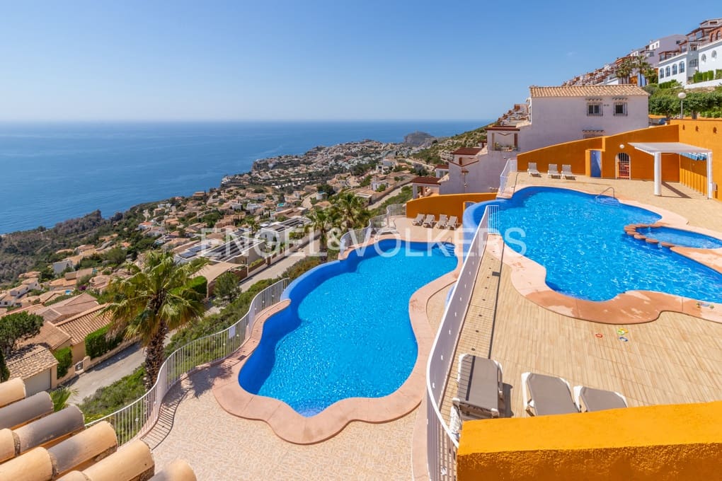 2 soveværelse Penthouse til salg i Cumbre del Sol med swimmingpool - € 399.000 (Ref: 9074639)