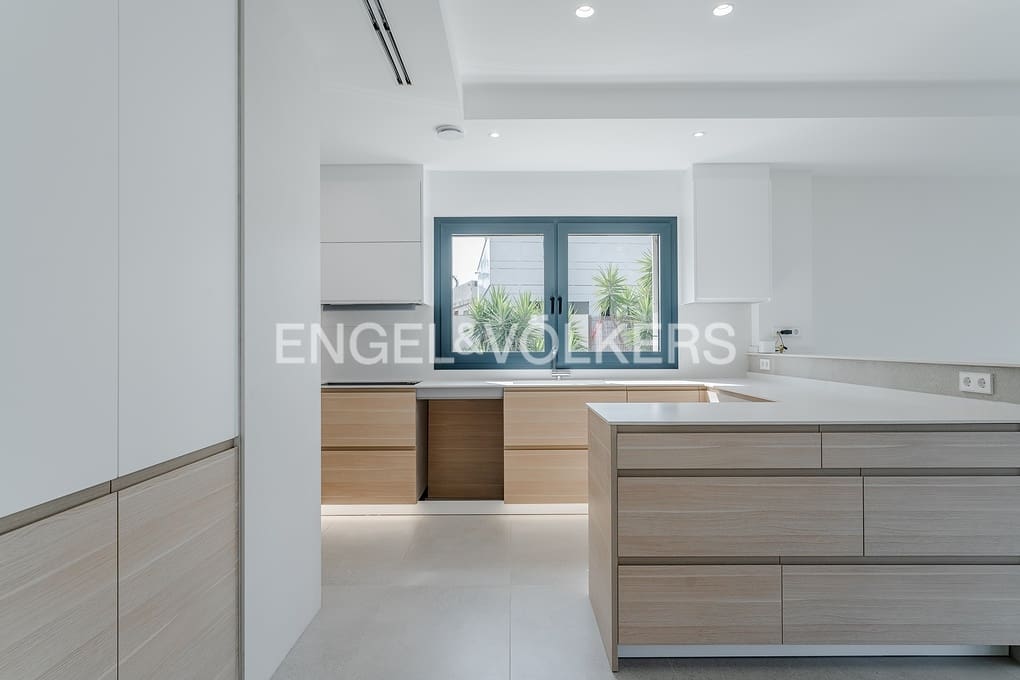 5 soveværelse Villa til salg i Altea med swimmingpool garage - € 2.950.000 (Ref: 9097631)